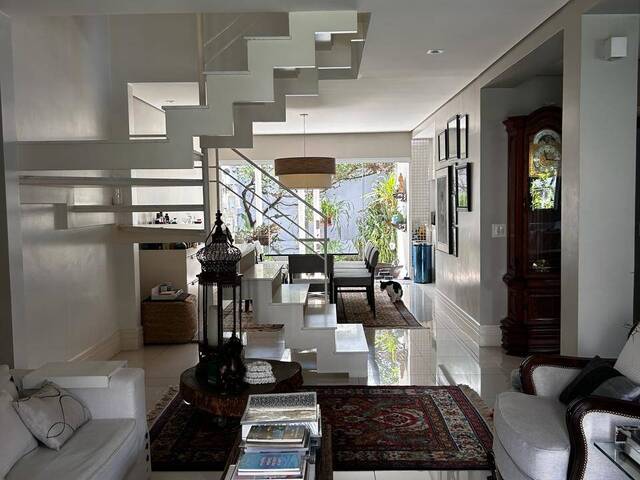 #5648 - Casa para Venda em São Paulo - SP - 1